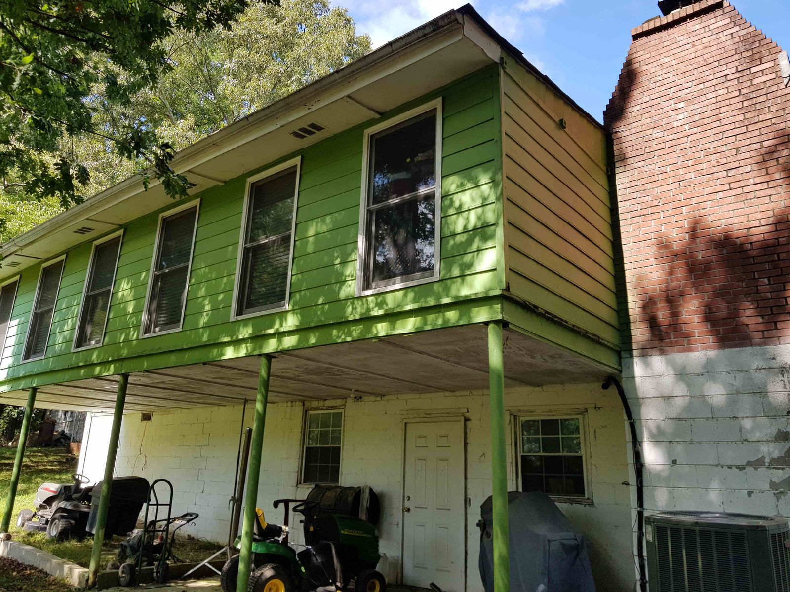 Exterior House Painting & Repair